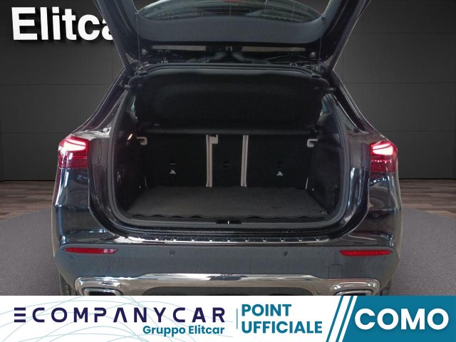 MERCEDES-BENZ GLA 180 Automatic Progressive Advanced