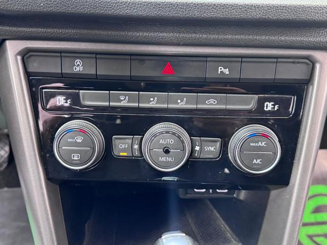 VOLKSWAGEN T-Roc 1.5 TSI ACT DSG Style ACC|CARPLAY|NAVI|PADDLES