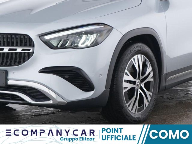MERCEDES-BENZ GLA 180 Automatic Progressive Advanced