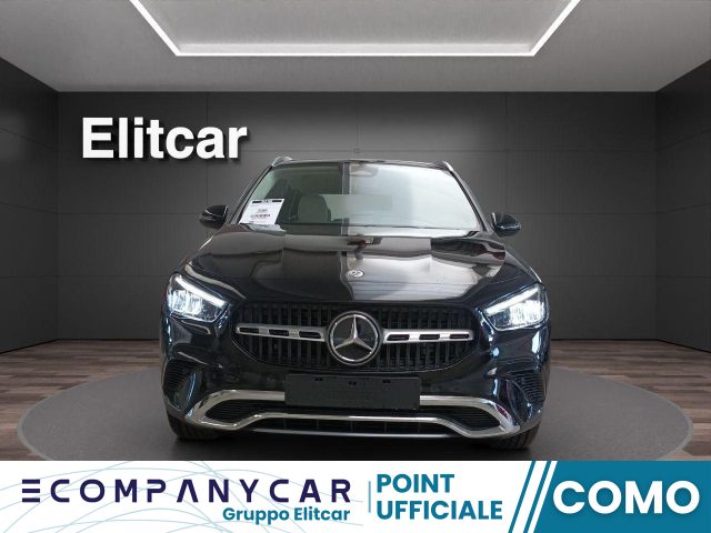 MERCEDES-BENZ GLA 180 Automatic Progressive Advanced