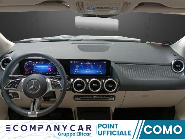 MERCEDES-BENZ GLA 180 Automatic Progressive Advanced