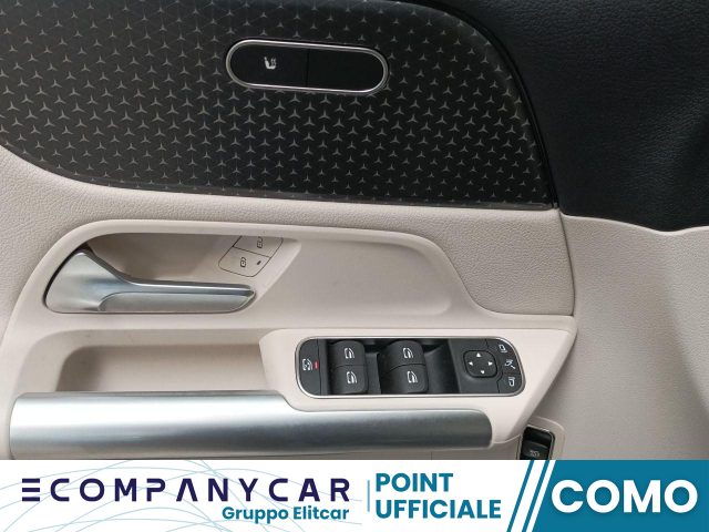 MERCEDES-BENZ GLA 180 Automatic Progressive Advanced