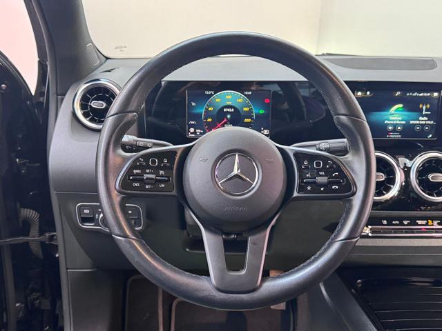 MERCEDES-BENZ GLA 180 d Automatic RETROCAMERA|PADDLES|LED|VETRISCURI