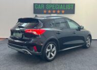 FORD Focus 1.0 Active AUTO|NEOPAT.LED|ACC|CARPLAY|17′