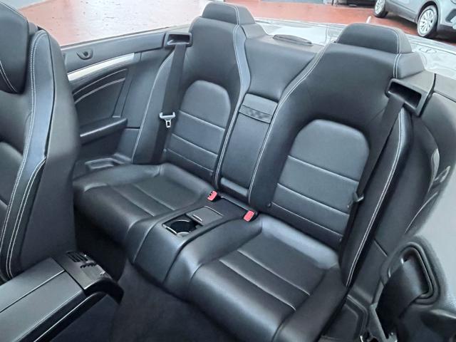 MERCEDES-BENZ E 220 CDI Cabrio Premium LED|RETROCAMERA|PADDLES|18′