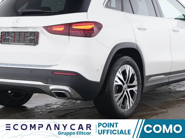 MERCEDES-BENZ GLA 180 Automatic Progressive LineAdvanced