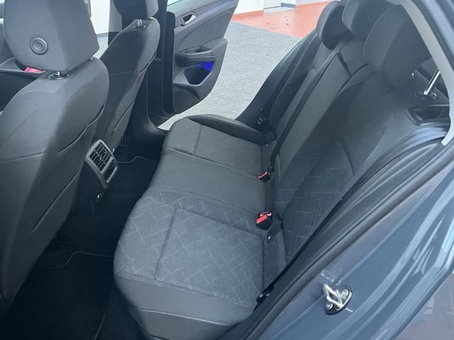 VOLKSWAGEN Golf 1.0 eTSI EVO DSG CARPLAY|ACC|RETROCAMERA