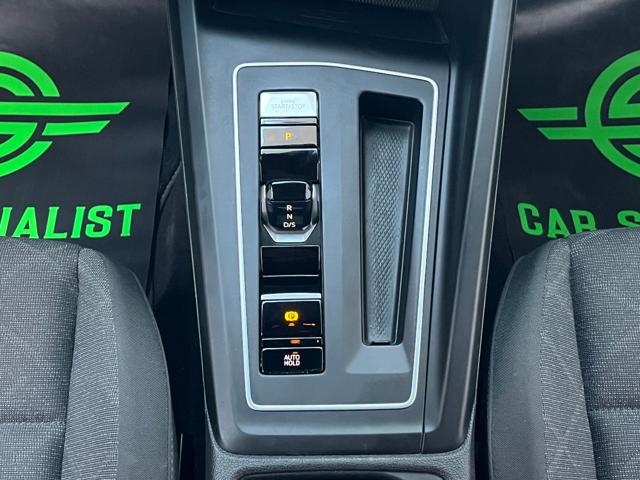 VOLKSWAGEN Golf 1.0 eTSI EVO DSG CARPLAY|ACC|RETROCAMERA