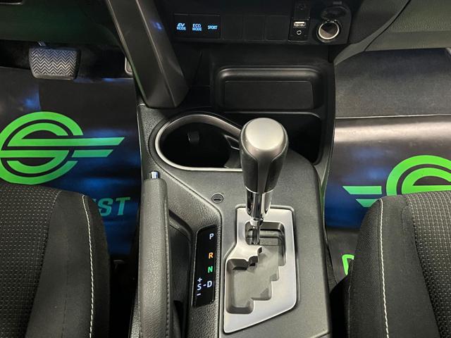 TOYOTA RAV 4 2.5 Hybrid 2WD LED|RETROCAMERA|NAVI|ACC|18′