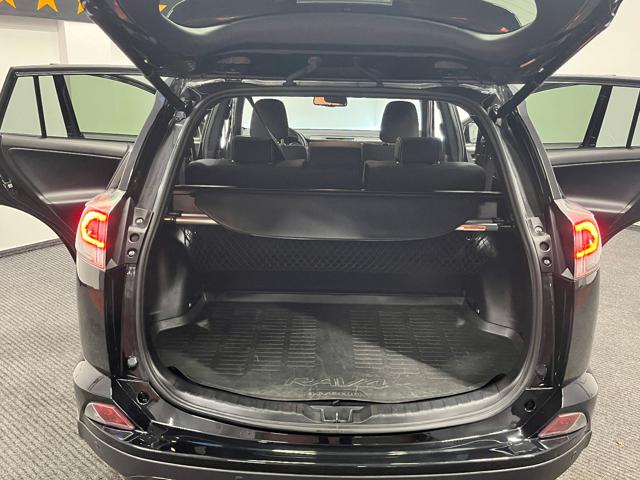 TOYOTA RAV 4 2.5 Hybrid 2WD LED|RETROCAMERA|NAVI|ACC|18′