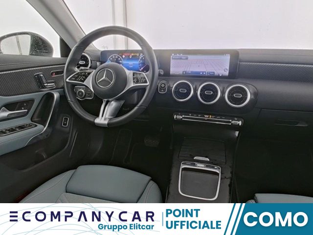 MERCEDES-BENZ CLA 180 Automatic Shooting Brake Line Advanced