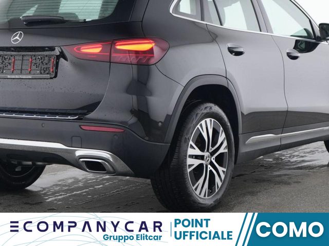 MERCEDES-BENZ GLA 180 Automatic Advanced