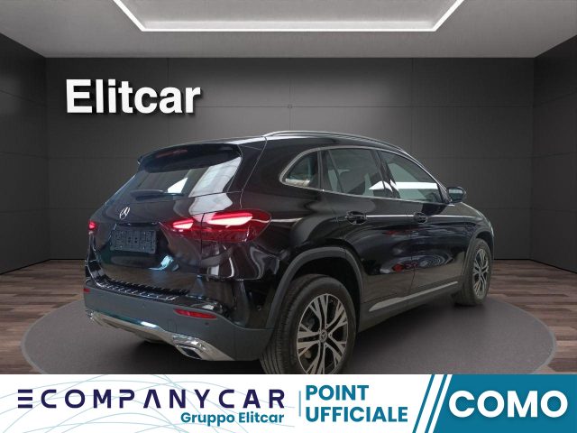 MERCEDES-BENZ GLA 200 Automatic Progressive Advanced
