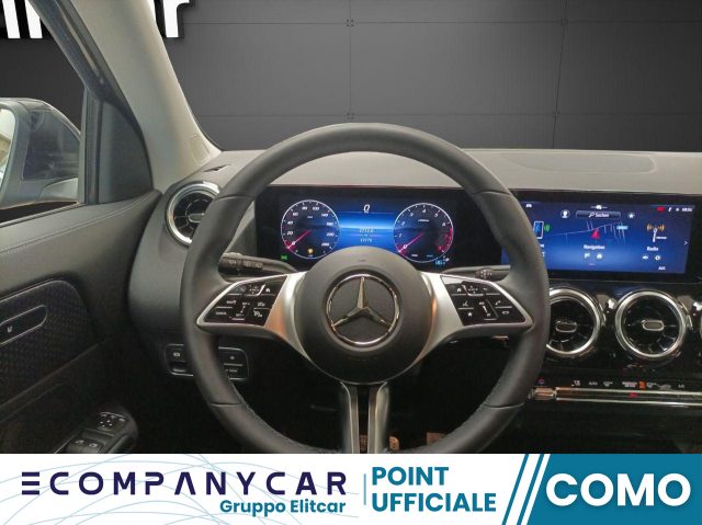 MERCEDES-BENZ GLA 200 Automatic Progressive Advanced