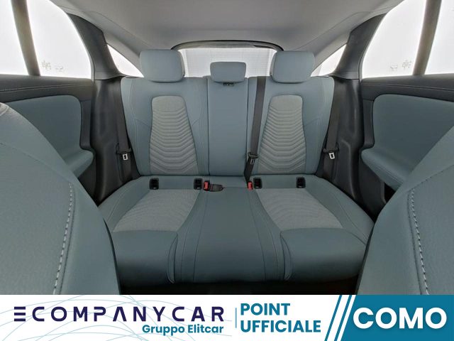 MERCEDES-BENZ CLA 180 Automatic Shooting Brake Line Advanced