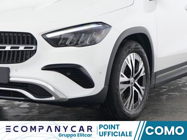 MERCEDES-BENZ GLA 180 Automatic Progressive Advanced