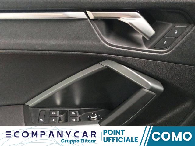 AUDI Q3 SPB 35 TFSI S tronic Identity Black