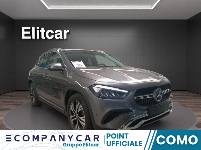 MERCEDES-BENZ GLA 180 Automatic Progressive Advanced