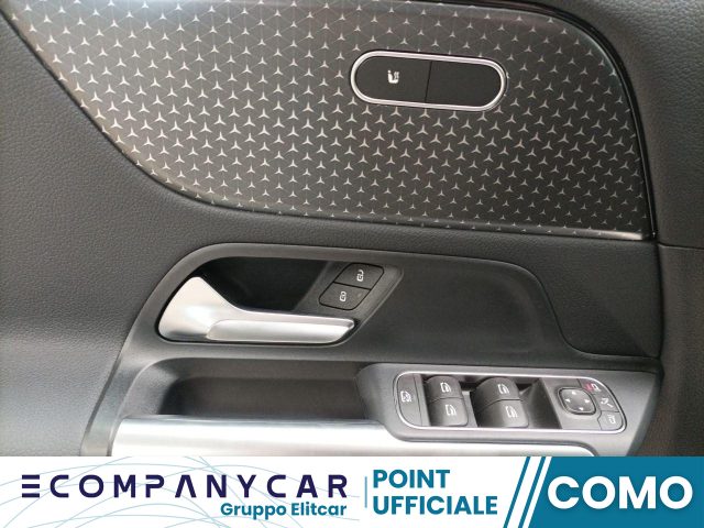 MERCEDES-BENZ GLA 180 Automatic Progressive Advanced