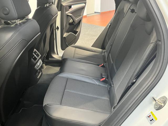 AUDI Q5 Sportback SPB 40TDI Quattro Stronic S line Interno