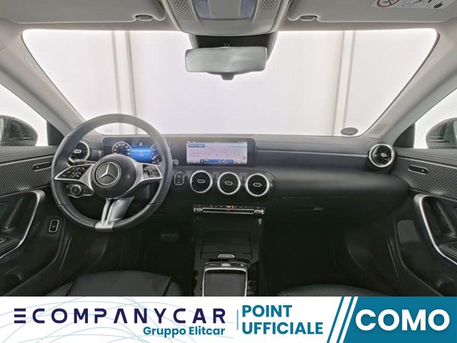 MERCEDES-BENZ CLA 180 Automatic Shooting Brake Advanced