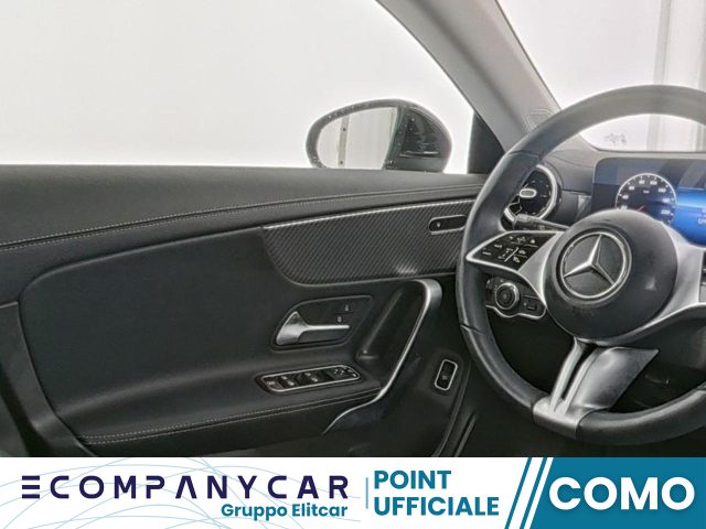 MERCEDES-BENZ CLA 180 Automatic Shooting Brake Advanced