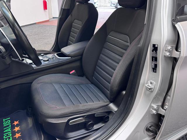 ALFA ROMEO Giulia 2.2 160 CV Rosso Edizione LED|PADDLES|RETROCAMERA