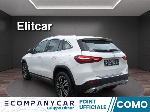 MERCEDES-BENZ GLA 180 Automatic Progressive Advanced