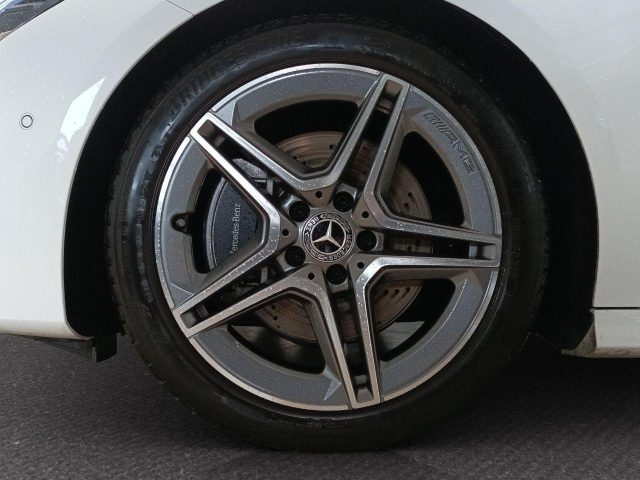 MERCEDES-BENZ CLA 200 d Automatic Shooting Brake AMG Line Premium