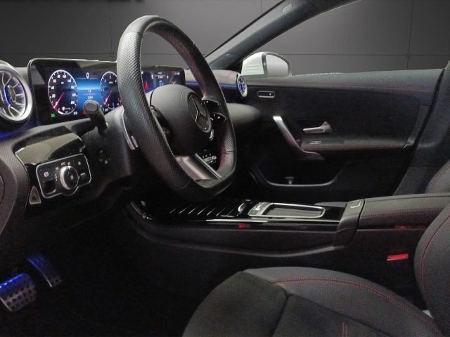 MERCEDES-BENZ CLA 200 d Automatic Shooting Brake AMG Line Premium