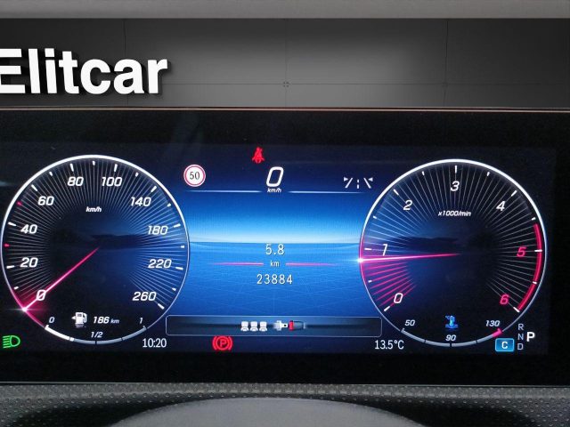 MERCEDES-BENZ CLA 200 d Automatic Shooting Brake AMG Line Premium