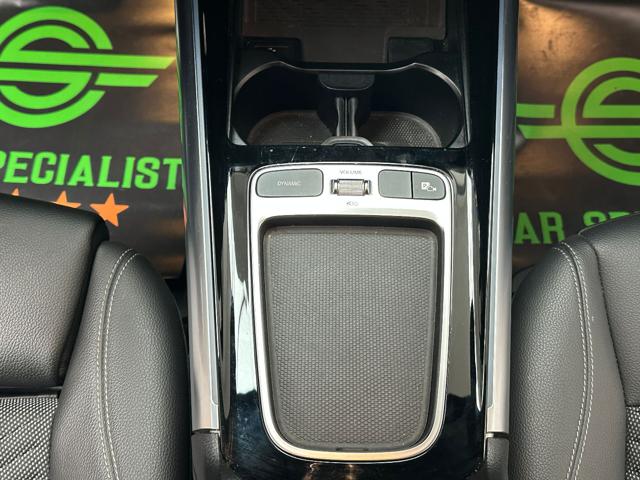 MERCEDES-BENZ GLA 180 d Automatic Sport UNIPROP.|LIGHT64|MULTIBEAM