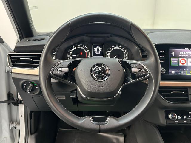 SKODA Kamiq 1.0 TSI Black Dots UNIPROP.|NEOPAT.|RETROCAMERA