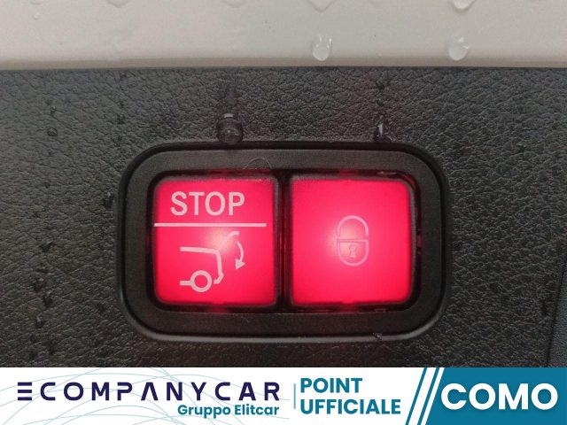 MERCEDES-BENZ CLA 200 d Automatic Shooting Brake AMG Line Premium