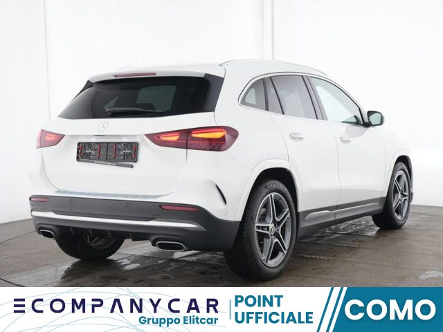 MERCEDES-BENZ GLA 180 Automatic AMG Line Premium