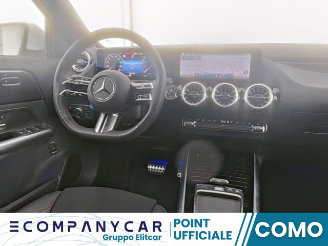 MERCEDES-BENZ GLA 180 Automatic AMG Line Premium