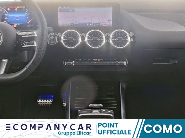 MERCEDES-BENZ GLA 180 Automatic AMG Line Premium