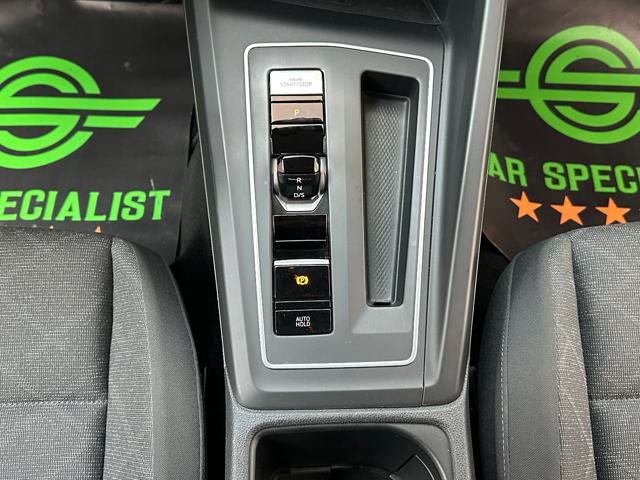 VOLKSWAGEN Golf 1.0 eTSI DSG LUCIAMBIENTE|LED|ACC|NEOPATENTATI