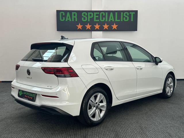 VOLKSWAGEN Golf 1.0 eTSI DSG LUCIAMBIENTE|LED|ACC|NEOPATENTATI