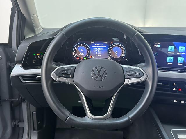 VOLKSWAGEN Golf 1.0 eTSI DSG ACC|PADDLES|LUCI.AMBIENTE|NEOPATENTAT