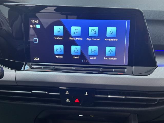 VOLKSWAGEN Golf 1.0 eTSI DSG ACC|PADDLES|LUCI.AMBIENTE|NEOPATENTAT