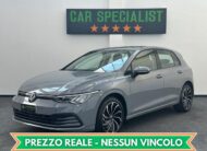 VOLKSWAGEN Golf 1.0 eTSI DSG ACC|PADDLES|LUCI.AMBIENTE|NEOPATENTAT