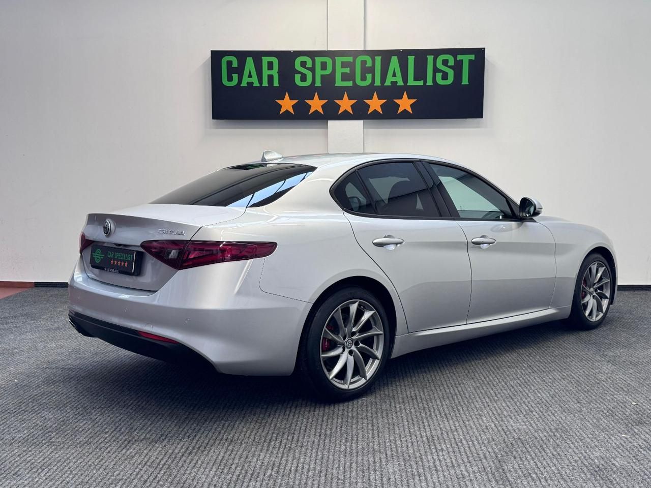 Alfa Romeo Giulia 2.2 160 CV Rosso Edizione LED|PADDLES|RETROCAMERA