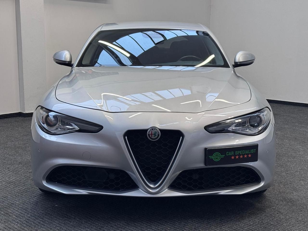 Alfa Romeo Giulia 2.2 160 CV Rosso Edizione LED|PADDLES|RETROCAMERA