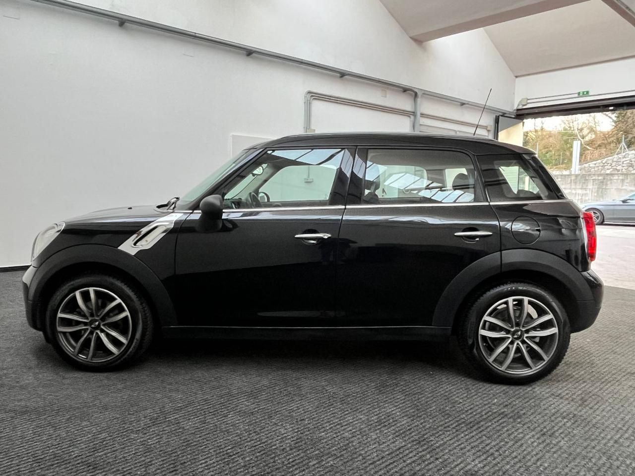 MINI Cooper Countryman Mini One D Countryman NEOPATENTATI|SENSORI|17′
