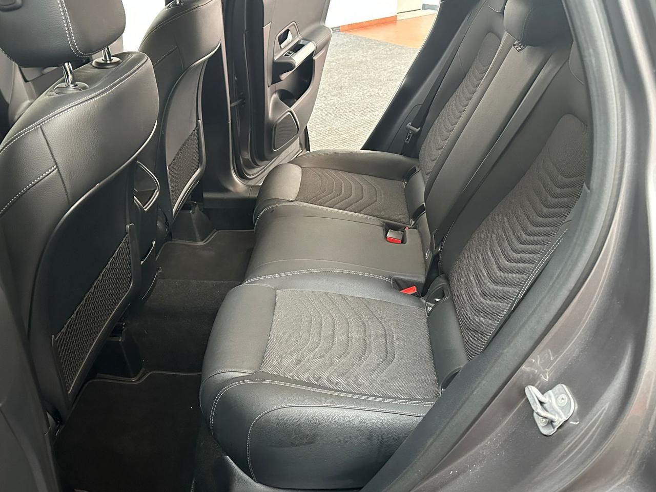 Mercedes-Benz GLA 180 d NEW MODEL UNIPROP.|LIGHT64|MULTIBEAM