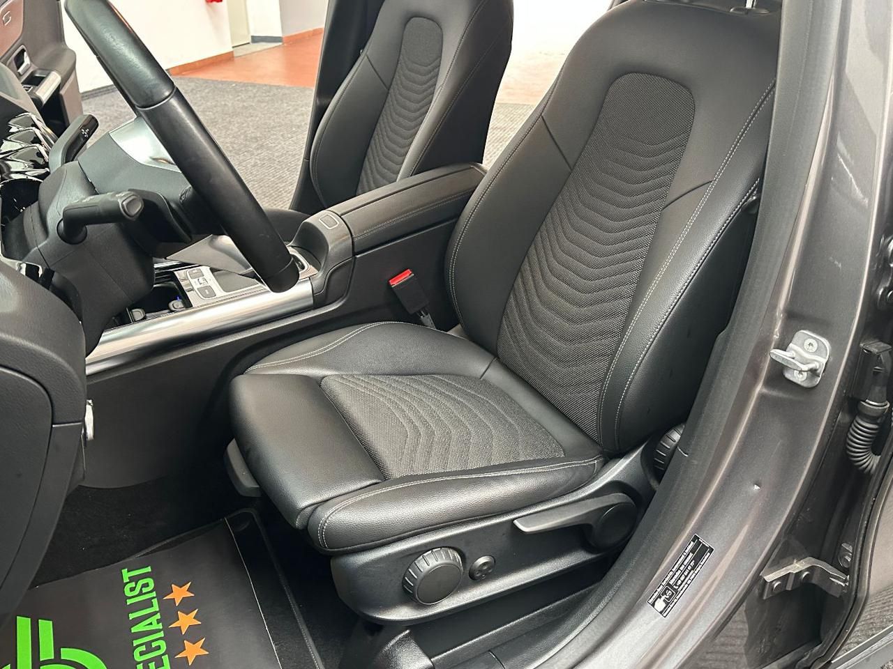 Mercedes-Benz GLA 180 d NEW MODEL UNIPROP.|LIGHT64|MULTIBEAM