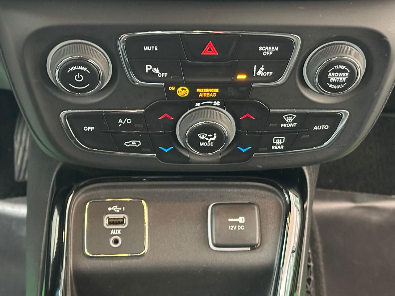 Jeep Compass 1.6 Multijet II 2WD Night Eagle 6D|NAVI|RETROCAMER