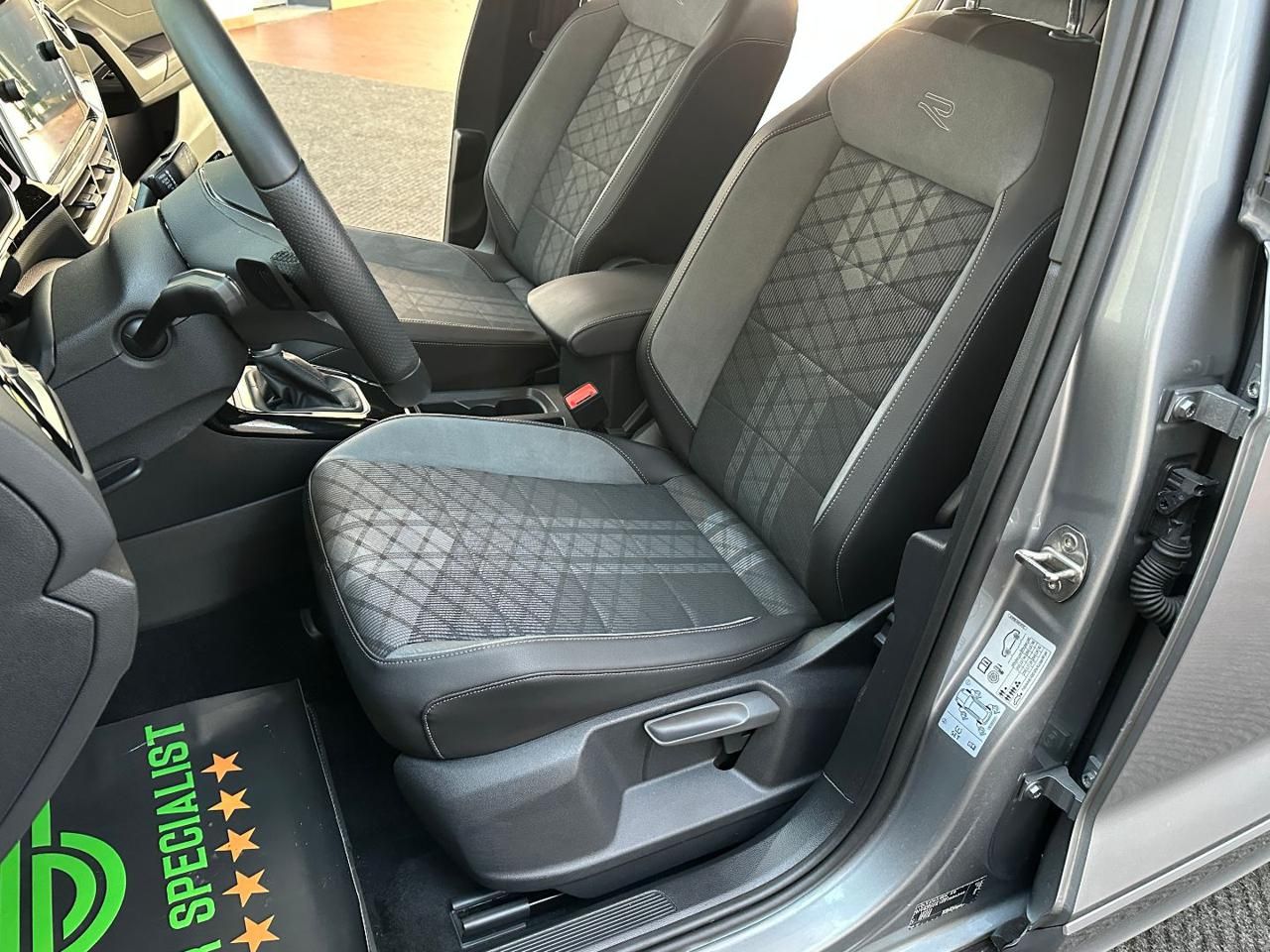 Volkswagen T-Roc 1.5 TSI ACT DSG R-Line RETROCAMERA|ACC|LED|18′