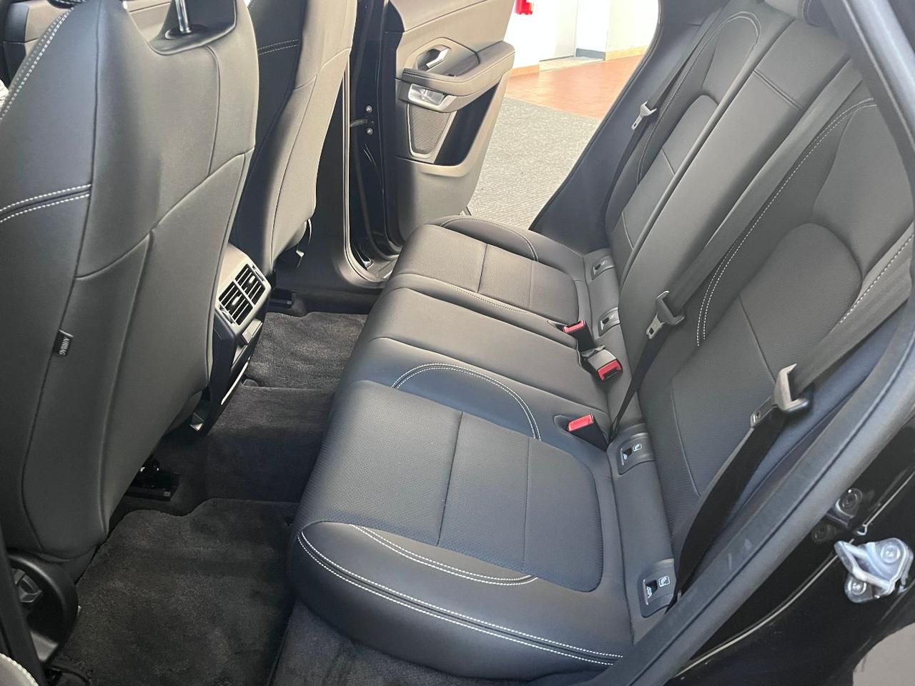 Jaguar E-Pace 2.0D MHEV 163CV AWD Auto R-Dynamic GARANZIA 5 ANNI